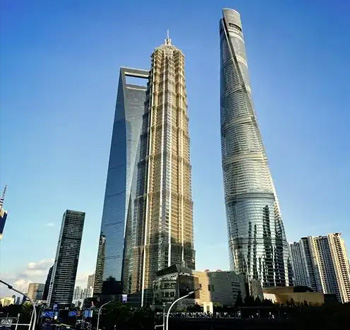 上海陆家嘴国金中心 (IFC)